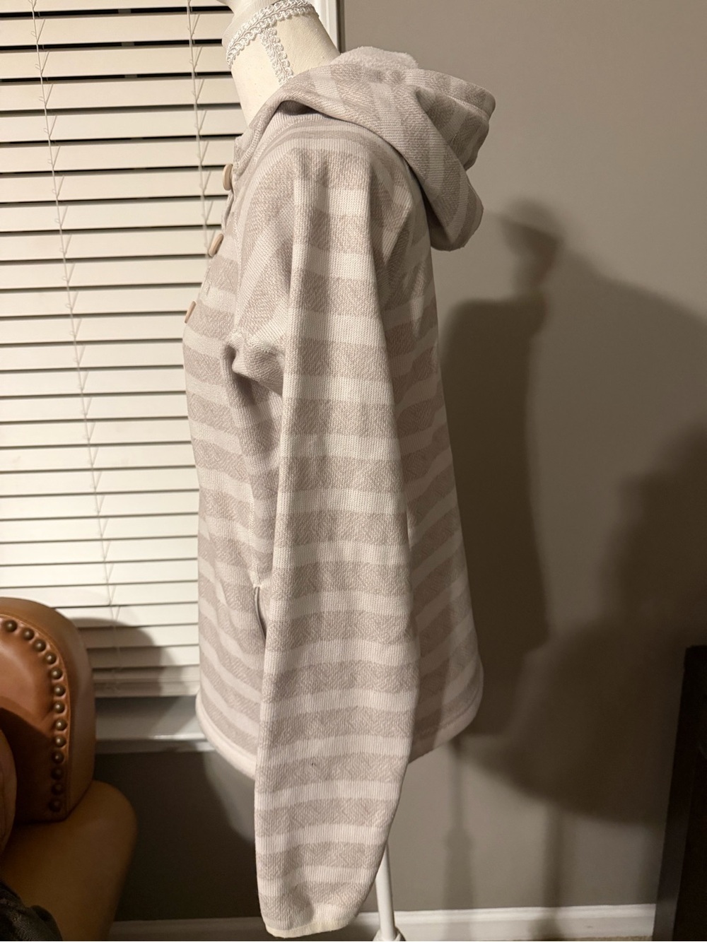 The North Face Women's Cream & Light Gray Striped Button Hoodie Sweater - Picture 4 of 4